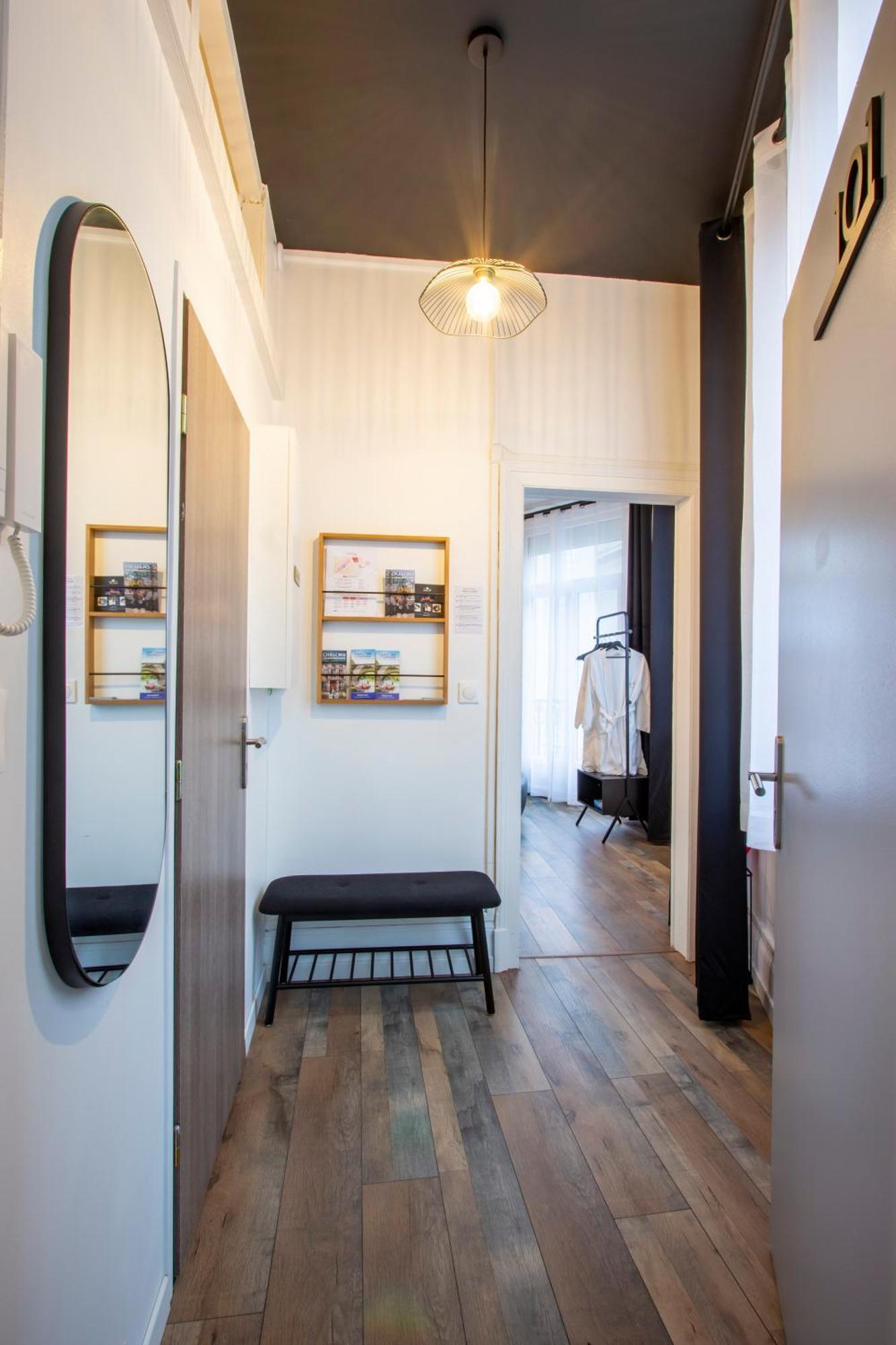 L'Hyper Centre - Netflix & Wifi - Literie Haut De Gamme - Check-In 24H24 - Goodmarning Châlons-en-Champagne Buitenkant foto