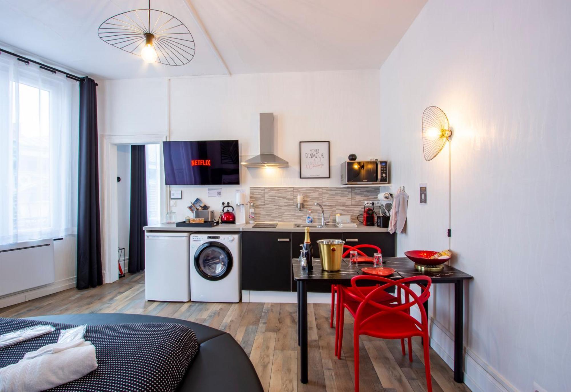 L'Hyper Centre - Netflix & Wifi - Literie Haut De Gamme - Check-In 24H24 - Goodmarning Châlons-en-Champagne Buitenkant foto