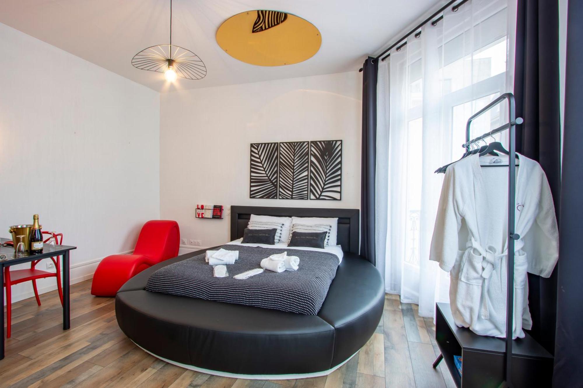 L'Hyper Centre - Netflix & Wifi - Literie Haut De Gamme - Check-In 24H24 - Goodmarning Châlons-en-Champagne Buitenkant foto
